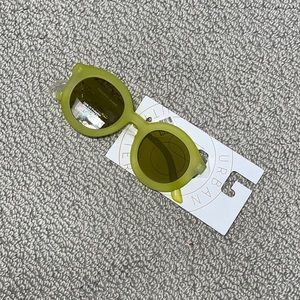 NWT urban outfitters sunglasses